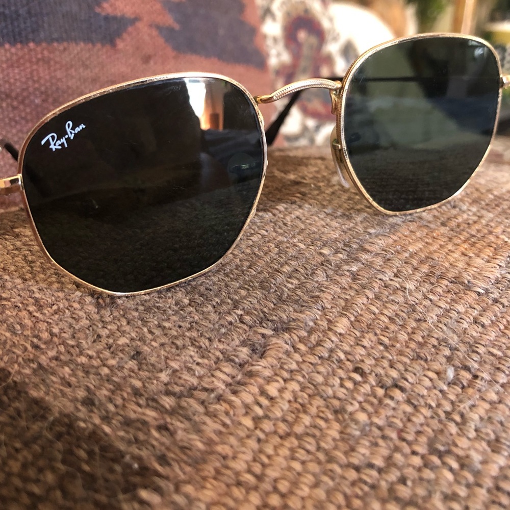 Vintage flat lens hexagonal shaped Ray-Bans
